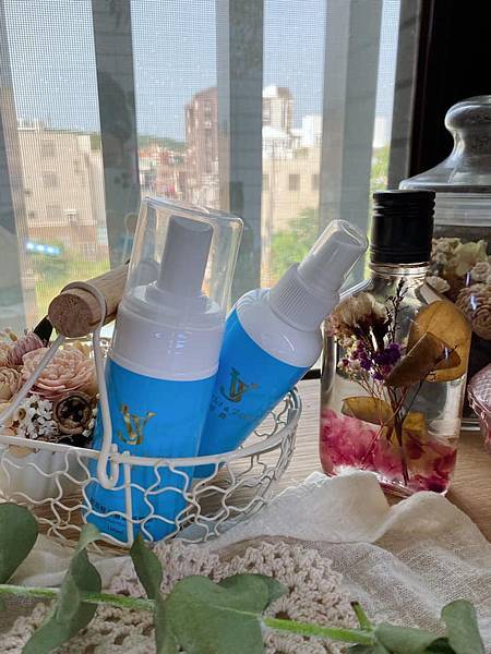 保濕推薦,2021保養品推薦,水凝露,精華液,妝前保養,睡前保養,保濕凝露,精華液推薦,精華液,天然保養品,懶人保養,乳液推薦,濕敷化妝水,保濕化妝水,敏感性肌膚保養品,混合性肌膚保養品,乾性肌膚保養品,T字部位保養,冬天保養,夏天保養,春天保養,秋天保養,保養步驟