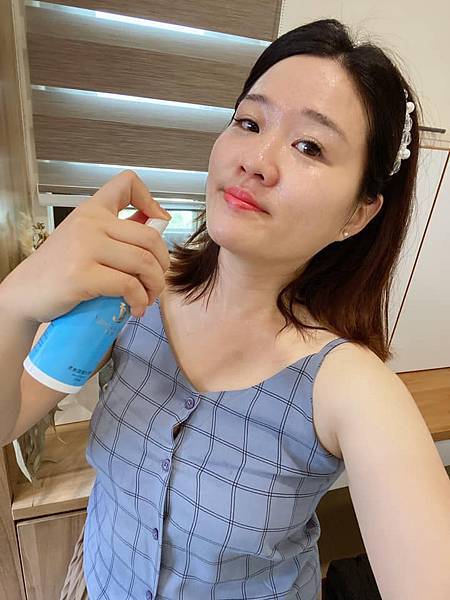 保濕推薦,2021保養品推薦,水凝露,精華液,妝前保養,睡前保養,保濕凝露,精華液推薦,精華液,天然保養品,懶人保養,乳液推薦,濕敷化妝水,保濕化妝水,敏感性肌膚保養品,混合性肌膚保養品,乾性肌膚保養品,T字部位保養,冬天保養,夏天保養,春天保養,秋天保養,保養步驟