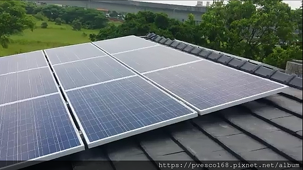 桃園大園鋼瓦屋頂裝設太陽能板.png