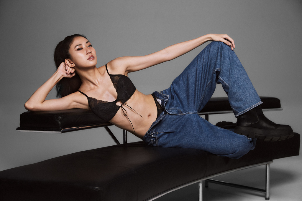 9m88-Calvin Klein-202303-1.jpg