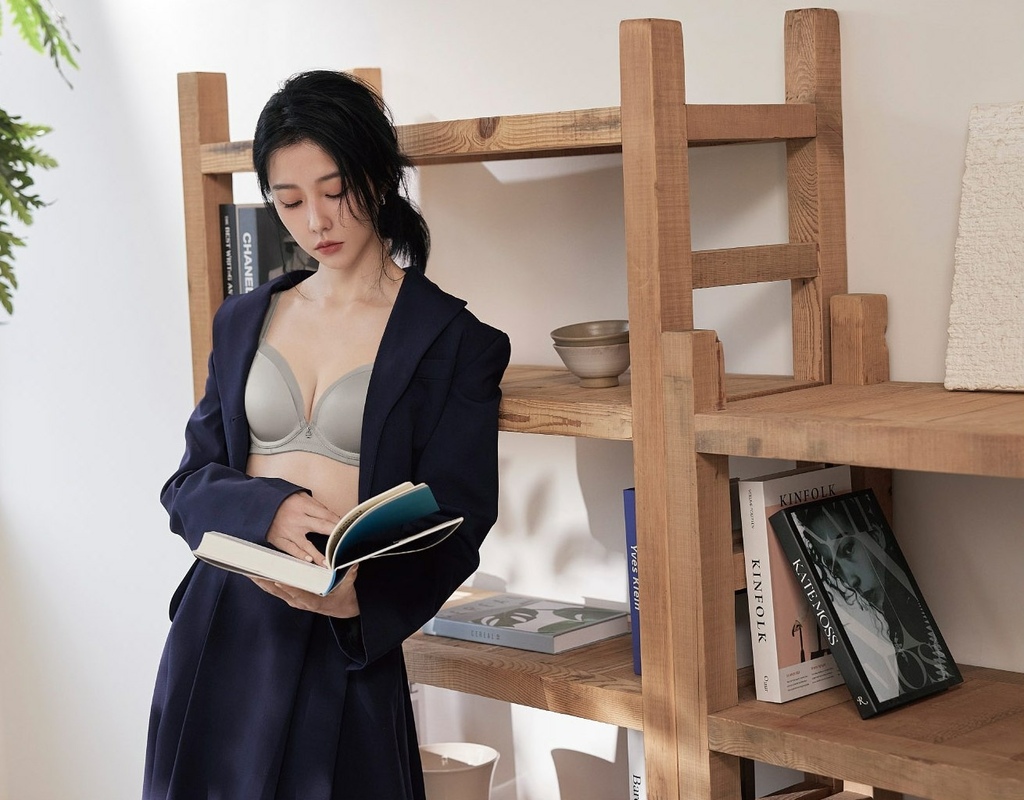 【2023AW】保氧內衣 A-E罩杯(簡約灰)-2.jpg