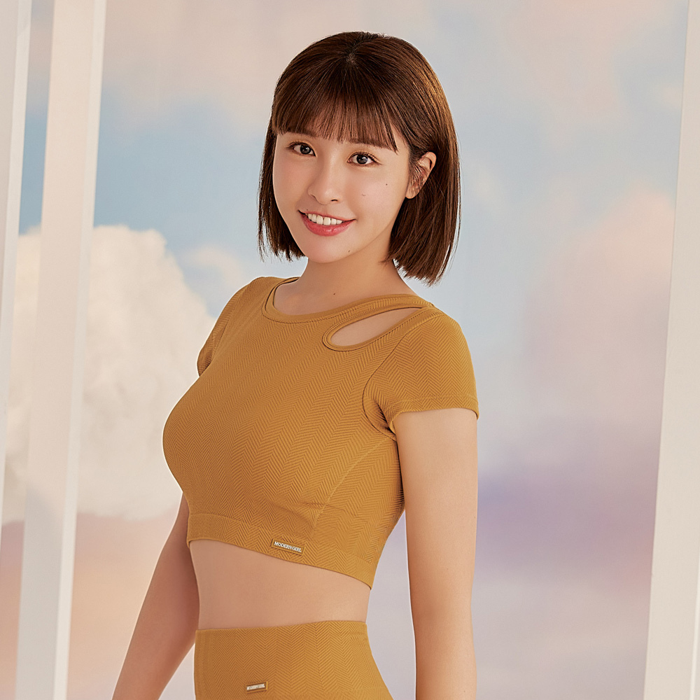 【2024AW】QQ雲 固定式罩杯短袖上衣(秋葉黃)-1.jpg