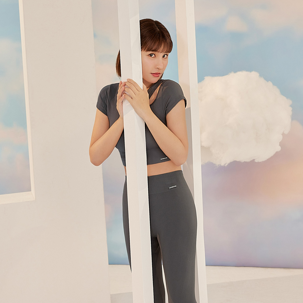 【2024AW】QQ雲 固定式罩杯短袖上衣(鐵石灰)-4.jpg