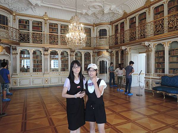 IMG_9106.JPG IMG_9106.JPG