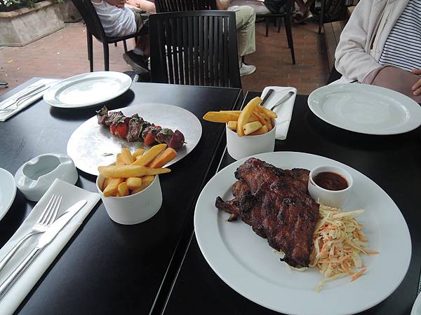 IMG_8878.JPG IMG_8878.JPG