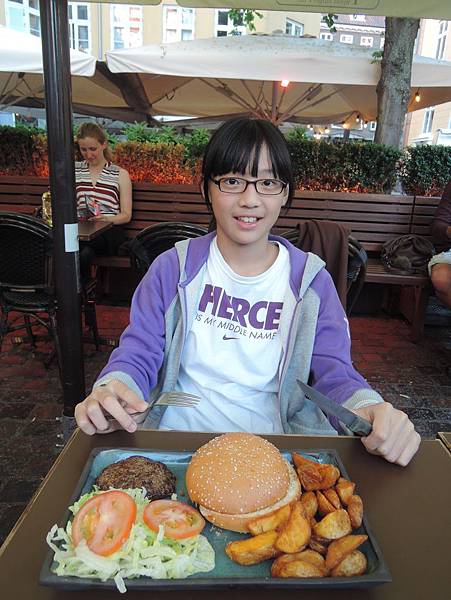 IMG_8972.JPG IMG_8972.JPG