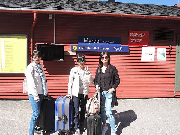 IMG_0051.JPG IMG_0051.JPG