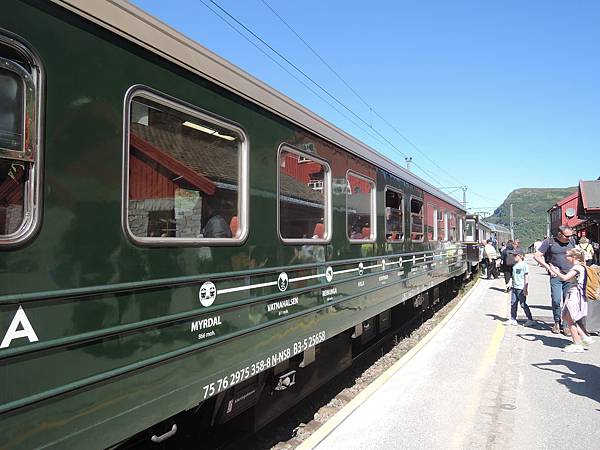 IMG_0071.JPG IMG_0071.JPG