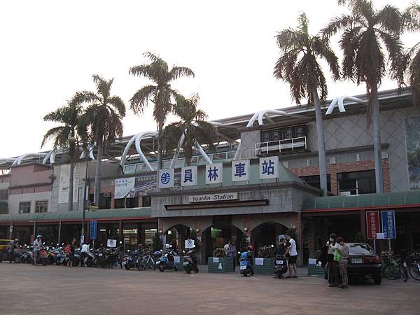 Re: [黑特] 鼻屎大的新竹火車站竟然要花104億拉皮