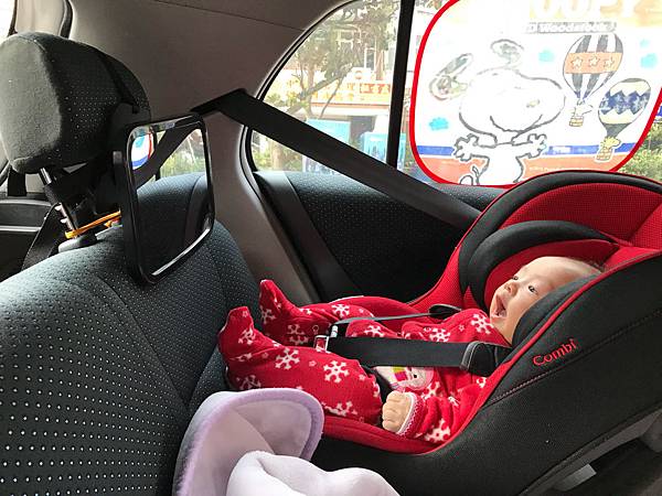[寶寶] 有人使用過寶寶後照鏡嗎？