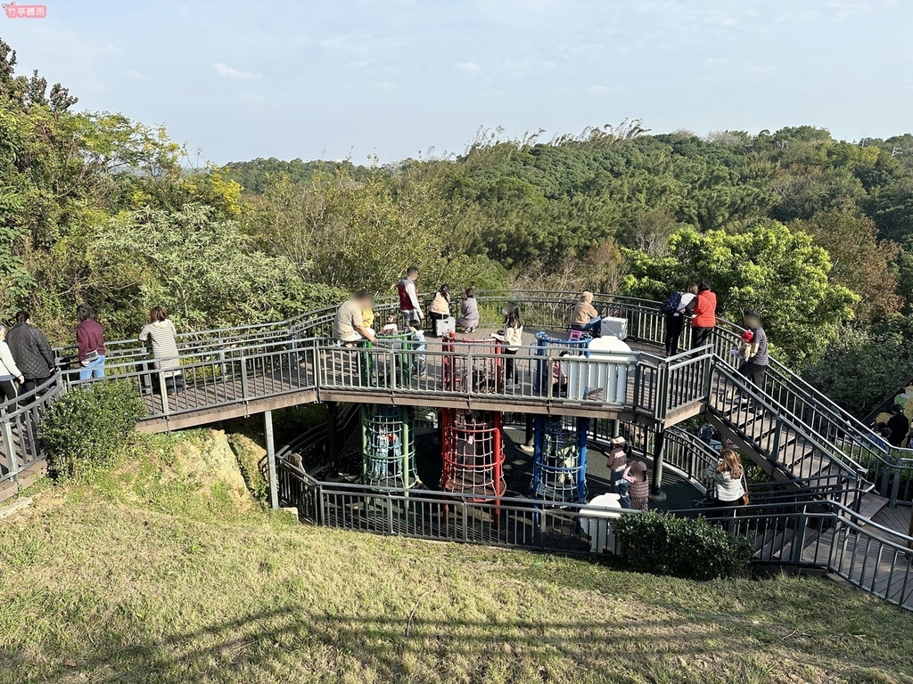 【新竹戶外親子景點】 青青草原-北台灣最長溜滑梯，速度快又過