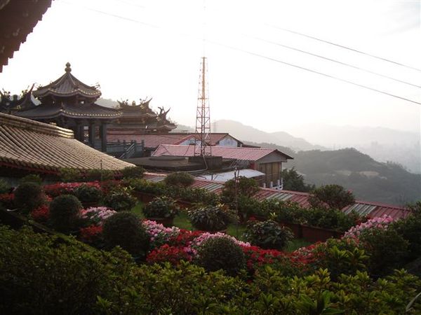 這邊有提供住宿,感覺來這邊住幾天也蠻不錯的