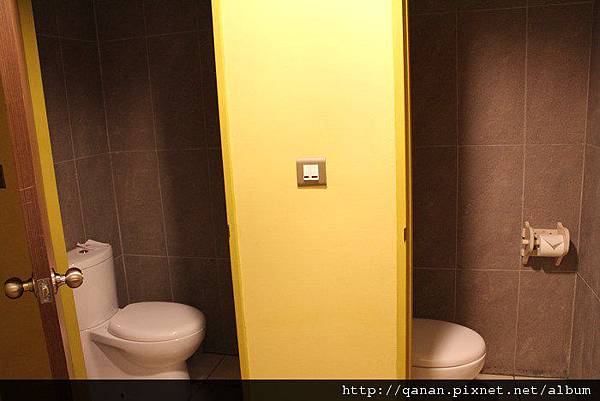 關西六福莊生態飯店/肯亞藍天房