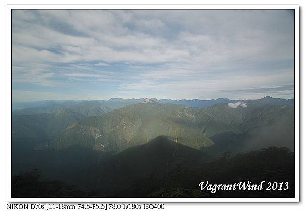 第四天一早，清水大山望向中央山脈