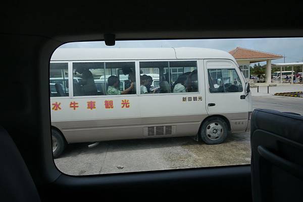 日本人幾乎都選水牛車行程