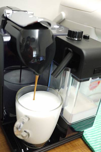 Nespresso咖啡機