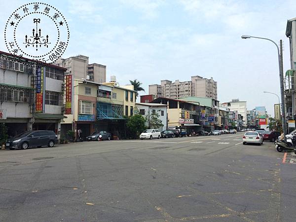 007-逢甲經貿第一排金透店