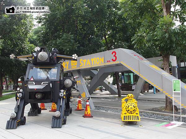 P7120104 (Copy).JPG P7120104 (Copy).JPG