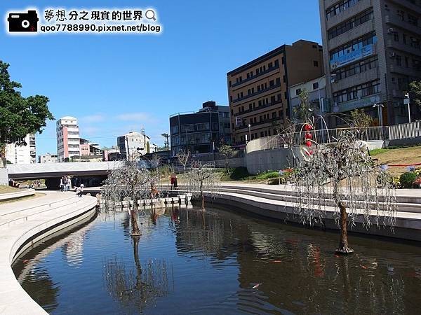 P1280047 (Copy).JPG P1280047 (Copy).JPG