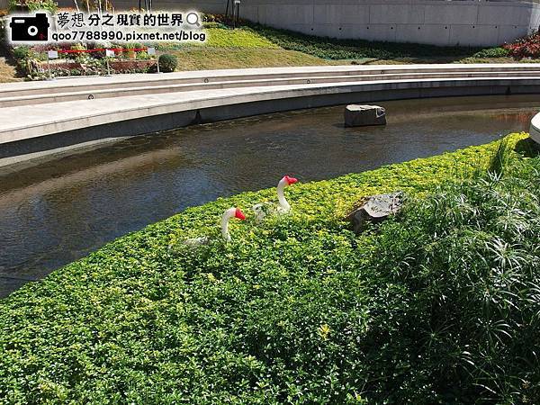 P1280034 (Copy).JPG P1280034 (Copy).JPG