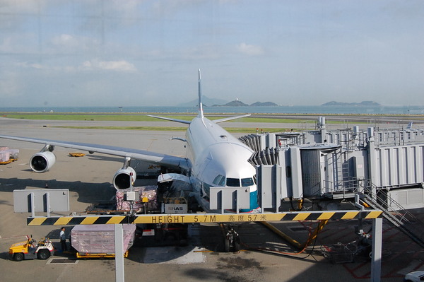 回台灣去囉！~This is our plane back to Taiwan