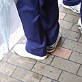 奇怪的日本高中生，為什麼鞋子穿不一樣？！