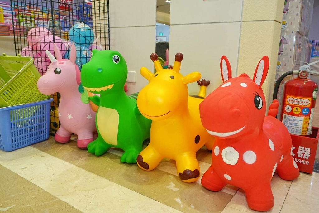 [宜蘭羅東]只到02/18!童書39元起、立體書、操作書、繪