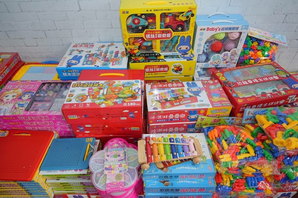 [新北泰山]只到08/24!童書39元起、立體書、操作書、繪