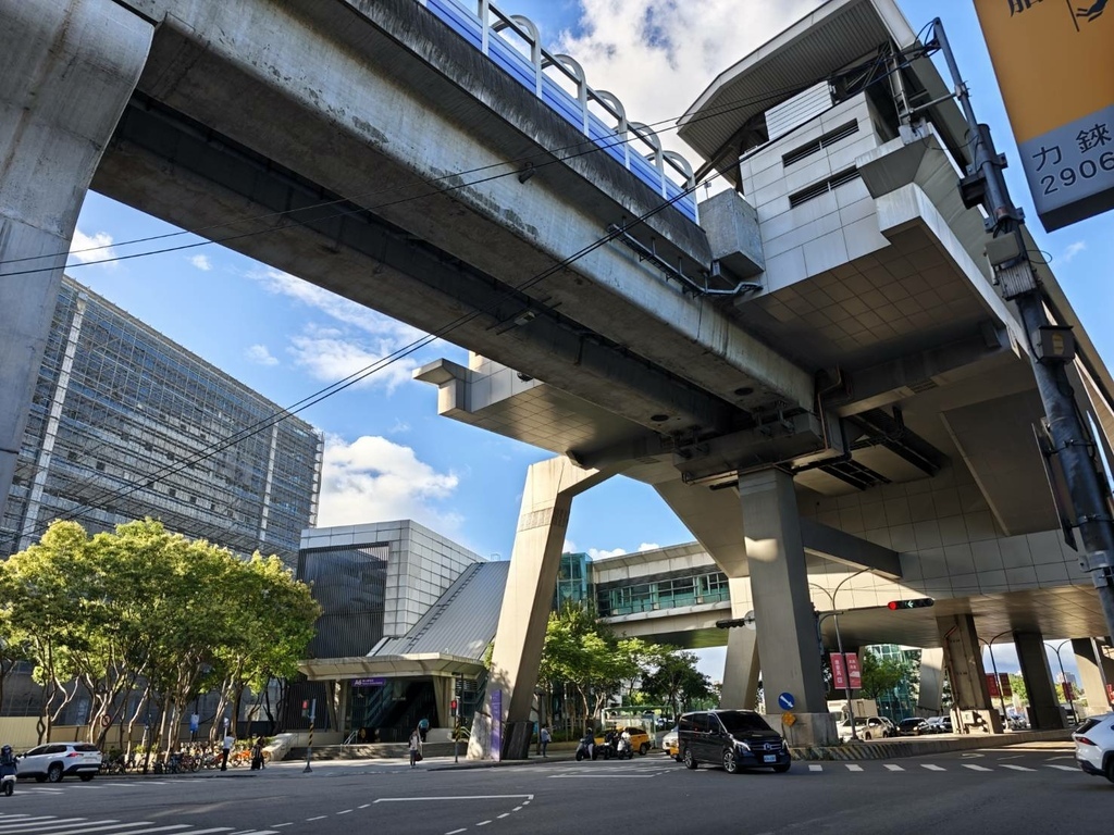 [新北泰山]只到08/24!童書39元起、立體書、操作書、繪