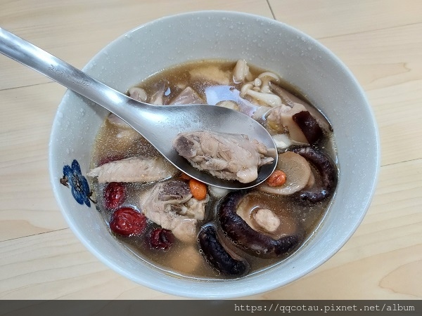 【中式料理包推薦】手作弄湯嚴選食材新鮮手作煲湯(燉雞湯) 【中式料理包推薦】手作弄湯嚴選食材新鮮手作煲湯(燉雞湯)