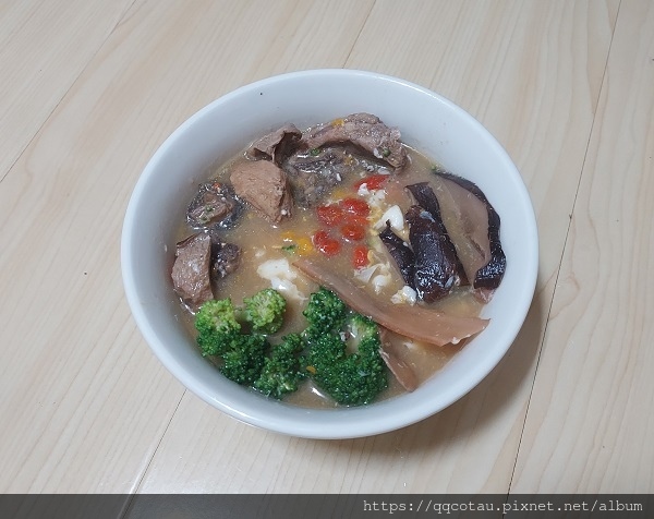 【中式料理包推薦】手作弄湯嚴選食材新鮮手作煲湯(燉雞湯) 【中式料理包推薦】手作弄湯嚴選食材新鮮手作煲湯(燉雞湯)