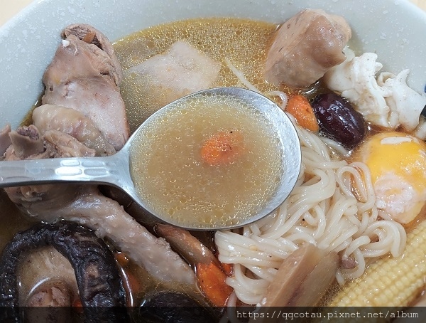 【中式料理包推薦】手作弄湯嚴選食材新鮮手作煲湯(燉雞湯) 【中式料理包推薦】手作弄湯嚴選食材新鮮手作煲湯(燉雞湯)