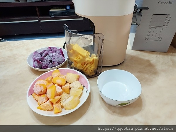 5冰淇淋是從機器後面出現1.jpg