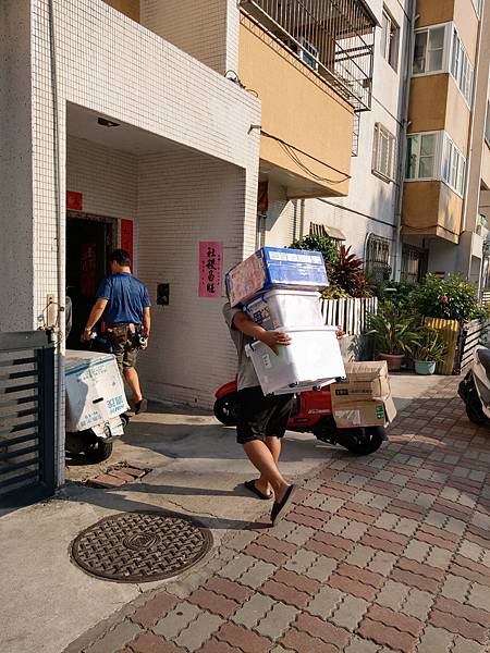 高雄搬家,屏東搬家,台南搬家,澎湖搬家,高雄吊車,屏東吊車,台南吊車,澎湖吊車24.jpg