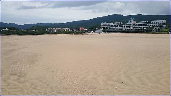 春天的福隆海水浴場