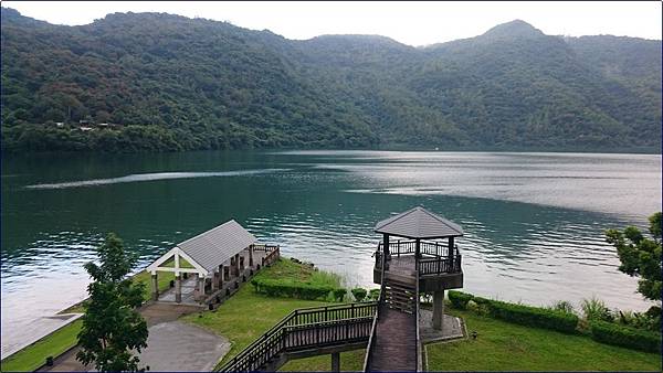 - 花蓮鯉魚潭風景區.壽豐鄉景點.青山綠水,山明水秀(花蓮旅遊景點)