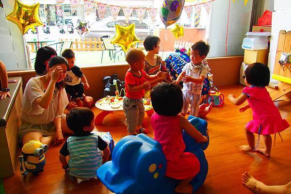 11831718_945828695480516_279304217489804257_n