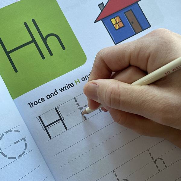 Trace and write H an