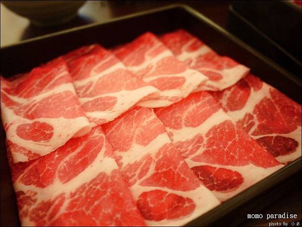 高雄momo paradise壽喜燒P1360676_調整大小1
