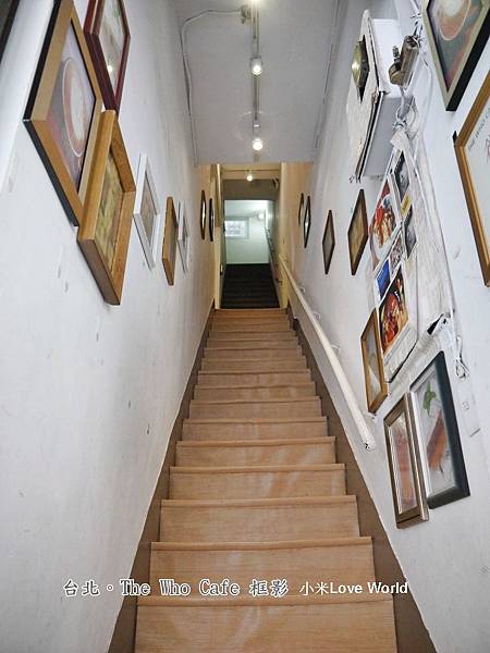 The Who Cafe 框影P1370480_調整大小1.JPG