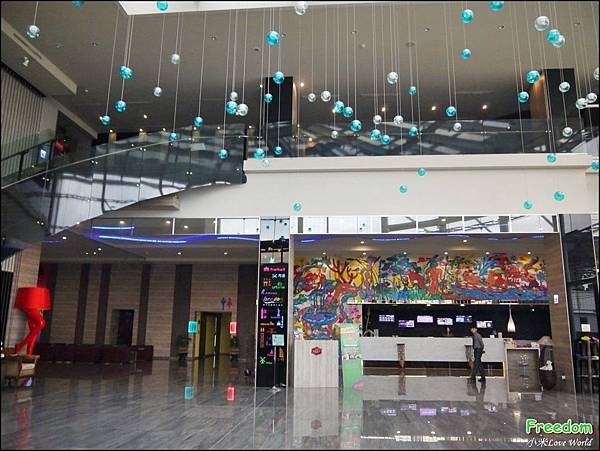 富立登國際大飯店freedom hotel P1550397_調整大小1.JPG