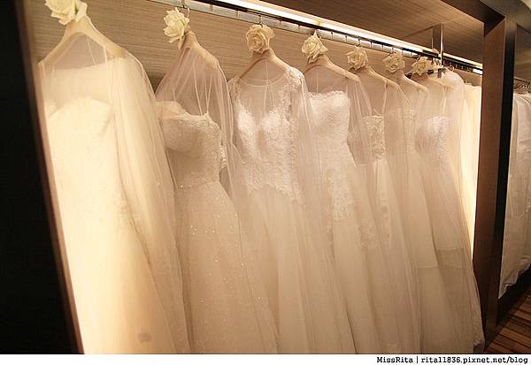 尋找屬於你獨一無二的手工婚紗|台中婚紗推薦|Queena Wedding|昆娜經典婚紗 台中婚紗推薦|Queena|昆娜婚紗|Queena婚紗|手工禮服|手工禮服推薦|台中禮 服|租禮服|拍婚紗|PRONOVIAS|手工婚紗|新秘|新娘秘書|婚攝|婚禮攝影| 結婚|婚紗照|婚紗攝影|婚紗|禮服|結婚|結婚照|婚紗工作室|工作室