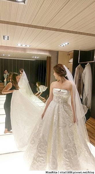 尋找屬於你獨一無二的手工婚紗|台中婚紗推薦|Queena Wedding|昆娜經典婚紗 台中婚紗推薦|Queena|昆娜婚紗|Queena婚紗|手工禮服|手工禮服推薦|台中禮 服|租禮服|拍婚紗|PRONOVIAS|手工婚紗|新秘|新娘秘書|婚攝|婚禮攝影| 結婚|婚紗照|婚紗攝影|婚紗|禮服|結婚|結婚照|婚紗工作室|工作室