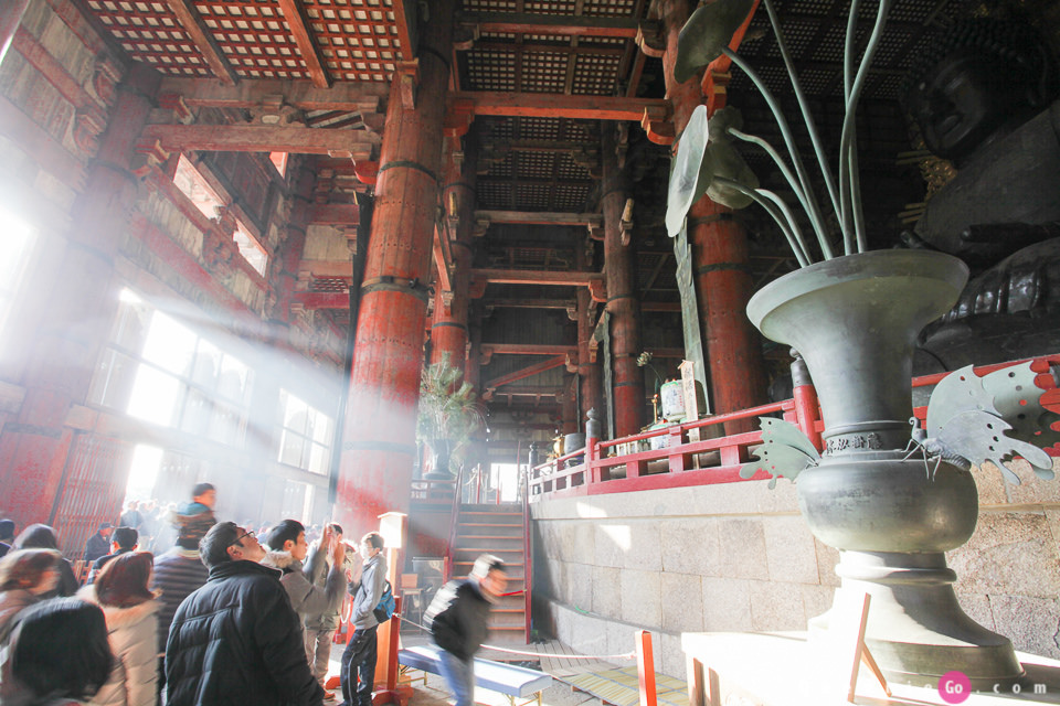 「日本關西奈良」世界遺產東大寺，可以看奈良市景的二月堂