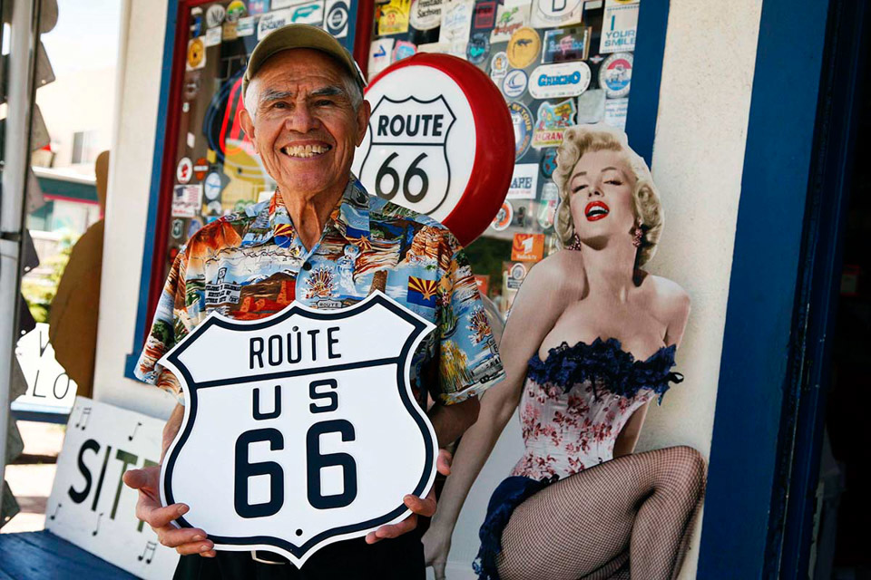 美國公路旅行 66號公路的天使 巧遇摩登原始人主題樂園 Go!Route 66 road trip