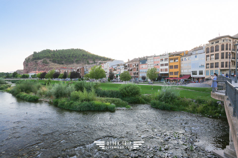 西班牙La Rioja住宿 Parador de Sto.Domingo Bernardo de Fresneda 聖地牙哥朝聖之路的修道院住一晚