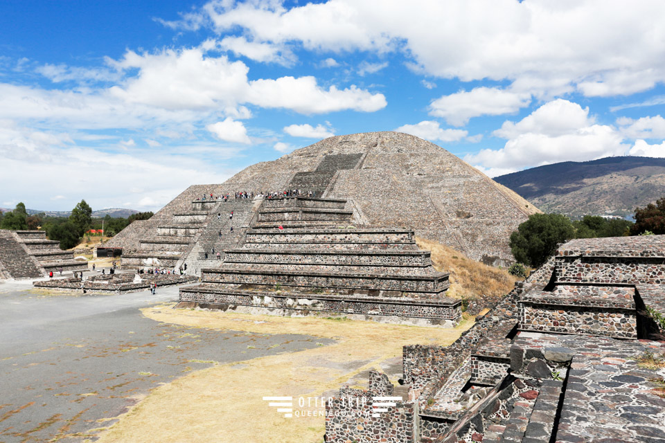 墨西哥城景點 特奧蒂瓦坎Teotihuacan的月金字塔/日月金字塔美食推薦