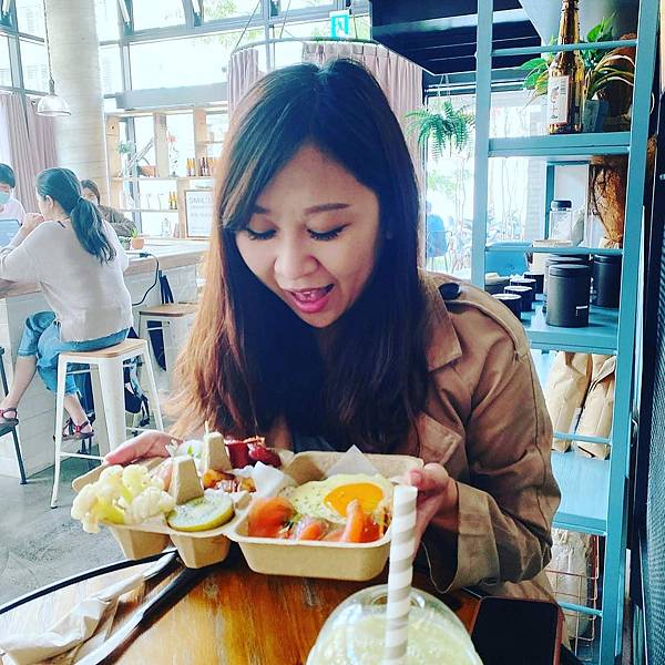 [食記] 台中北屯 憲賣咖啡smile coffee