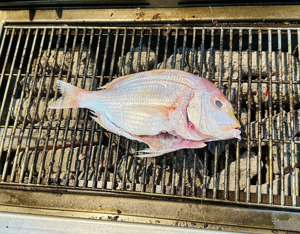 【食記:台灣味】《海世界複合式碳烤店 》 (林口店)  當日