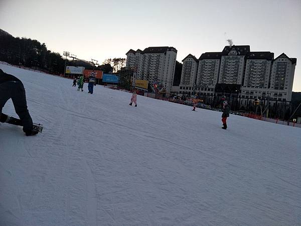 韓國龍平滑雪渡假村︱韓國平昌滑雪︱韓國滑雪渡假村︱奧運滑雪賽